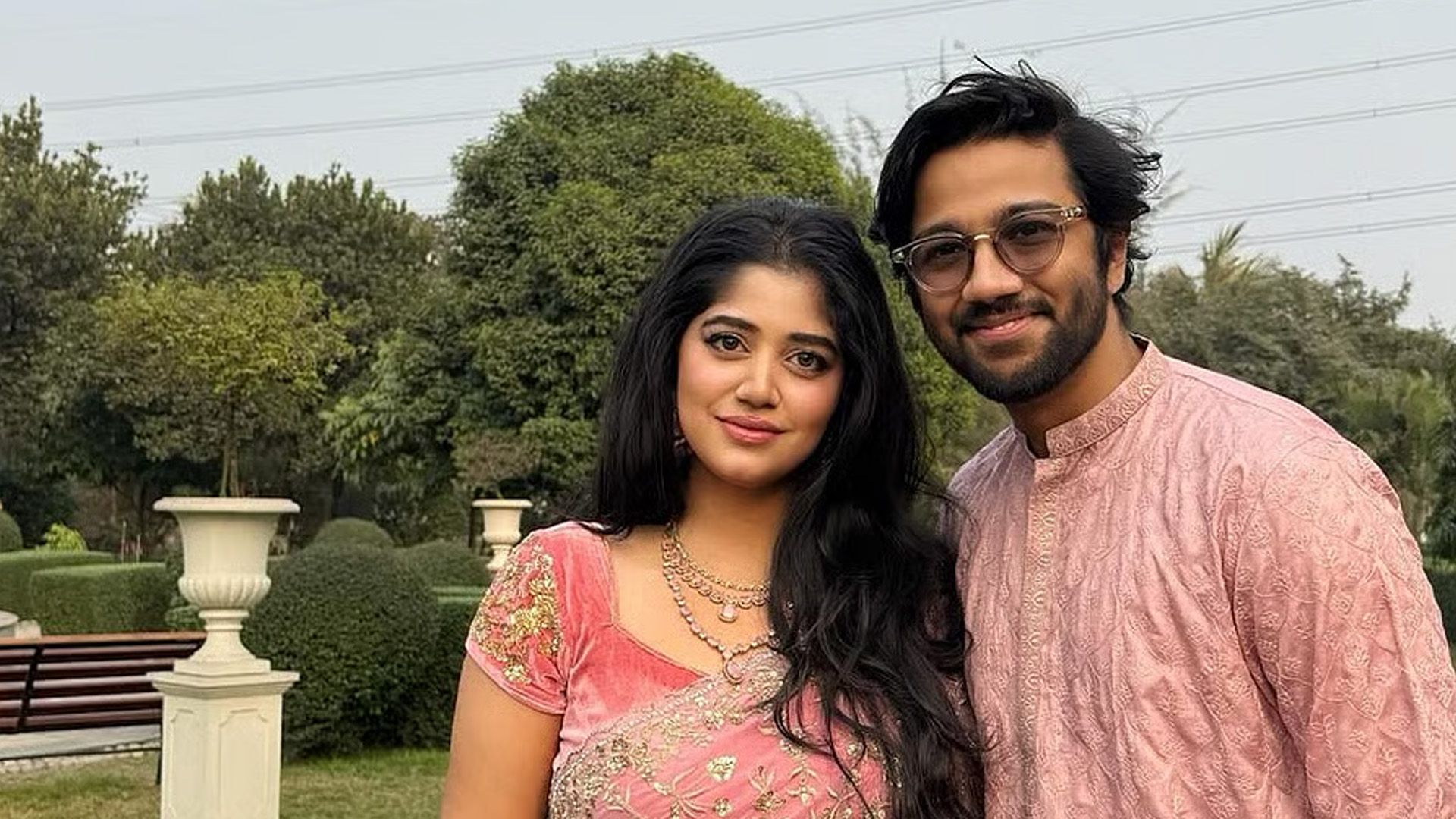 তারকাদের বিচ্ছেদে আমাদের এত মন খারাপ হয় কেন?